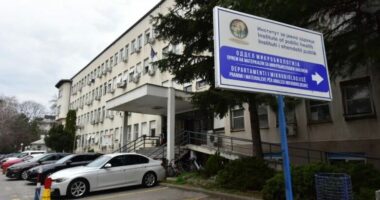 Epidemi gastrointenstinale në Gostivar/ Qindra qytetarë në urgjencë, dyshohet të helmuar nga uji