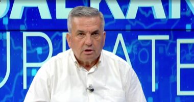Vetëvendosja në protestat e Tiranës/ Beqiri: Po vijnë pa ideale kombëtare dhe njerëz që nuk e duan Shqipërinë