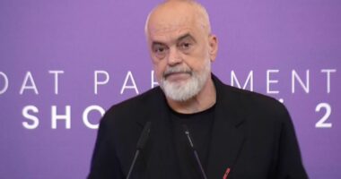 Mbledhja e grupit të PS/ Rama: Njerëzit duan më shumë tani! Reflektimi i shumicës në një vit qeverisje