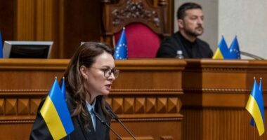 Ukrainë, dorëhiqet kryeministrja Yulia Svyrydenko