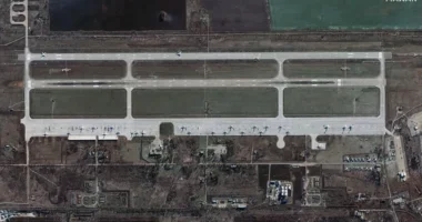 Dronët ukrainas godasin bazën ajrore ruse Engels, digjet një kompleks ushtarak