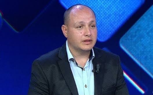 Aksidentohet me motor në Vlorë  humb jetën gazetari Enrik Mehmeti