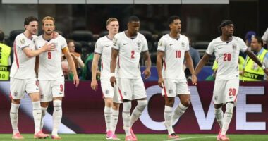 “Luanët” në “gojën e ujkut”/ Anglia në çerekfinale pasi mposht Meksikën në “Azteca”