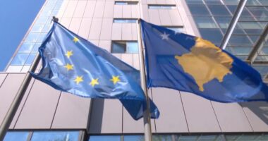 Kosova rrezikon fondet e BE/ Kriza politike dhe mungesa e reformave “djegin” 40 milionë euro