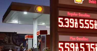 Rriten çmimet e benzinës në SHBA, ndikim nga tensionet në Gjirin Persik