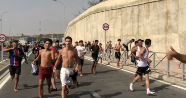 VIDEO/ Krizë në Ceuta, valë emigrantësh nga Maroku! Spanja dërgon ushtrinë në kufi