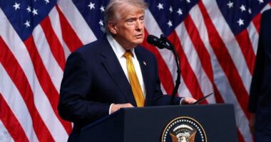 Samiti i NATO-s, Trump paralajmëron Iranin: Mund t’i godasim edhe sonte