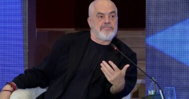 “Digjitalizuam kadastrën”/ Rama: Në 2028 vëmë në punë teknologjinë për prokurimet publike