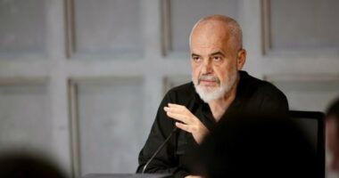 Rama uron kryeministrin e ri të Ukrainës: Shqipëria qëndron fuqimisht në krahun tuaj për liri e sovranitet