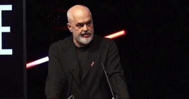 “Në Shqipëri, për herë të parë ministre dixhitale”/ Rama: Me AI, vendimet e pandershme të vështira për t’u fshehur