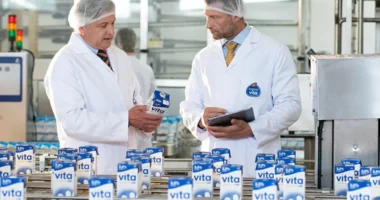 Kurti, presion biznesit në Kosovë/ Istog, mbyllet fabrika e qumështit “Vita”