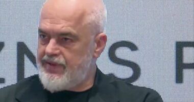 “Dyfisho sipërmarrjen tënde, nis zbatimin”/ Rama: T’u japim krah ndërmarrjeve. Cikël takimesh me bizneset e interesuara