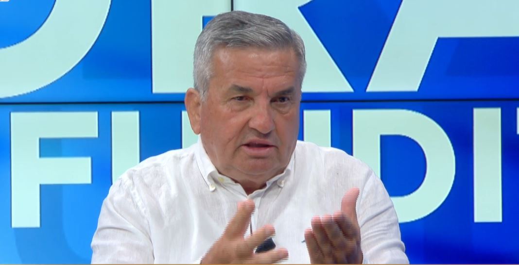  Albin Kurti ndihmoi liderin demokrat   Beqiri  Berisha shfrytëzoi protestën  shqiptarët e kuptuan dhe e braktisën