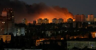 Ukraina goditet nga sulmet masive ruse gjatë natës