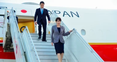 Kryeministrja e Japonisë viziton Indinë/ Në fokus tregtia, mbrojtja dhe teknologjia