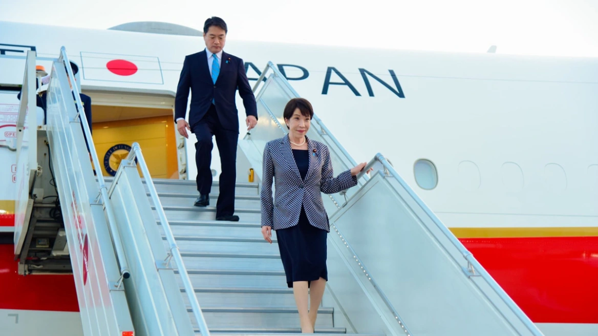 Kryeministrja e Japonisë viziton Indinë  Në fokus tregtia  mbrojtja dhe teknologjia