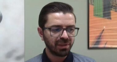 Non grata shqiptarëve që nuk “vlejnë”/ Selimi: Është një rrjet i tërë dezinformomi! “VLEN” duhet të kërkonte llogari te funksionarët e vet