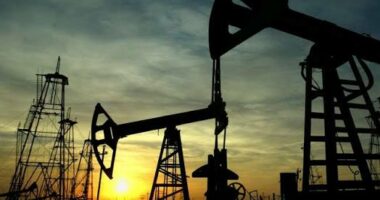 Shtrenjtohet nafta në bursa/ Rritet me 4 përqind, arrin në 94 dollarë për fuçi