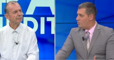 Artur Nura: Dhuna nuk sjell fitore, protestat po tentohen të manipulohen