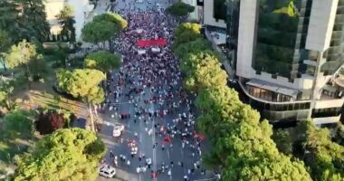 Protesta në ditën e 35, pamjet e para nga lart/ Ja pjesëmarrja e qytetarëve në bulevard