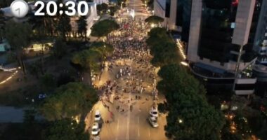 Protesta në ditën e 44, ja pjesëmarrja e qytetarëve në orën 20:30
