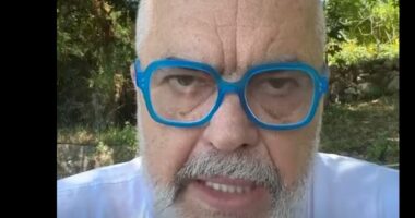 “Ja si shpërndahet helmi në venat e shoqërisë nga pusetat sociale”/ Rama: Ka pasur kërkesa për ndërtime në Porto Palermo, nuk kemi pranuar