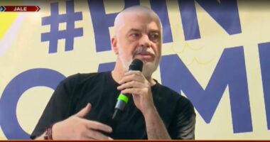 “Protesta, Zvërneci është harruar”/ Rama bashkëbisedim me të rinjtë në Jalë: Çdo protestë përcjell një mesazh, por algoritmi deformon debatin