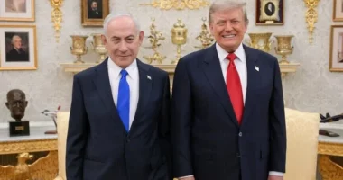 Mediat zbardhin detaje: Çfarë bisedoi Donald Trump me kryeministrin e Izraelit