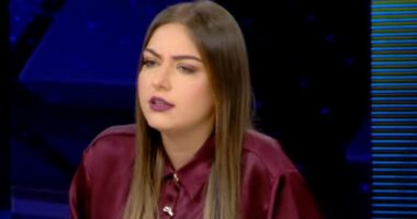 “Në shesh, e gjithë opozita”/ Mila: Janë bërë agresivë për shkak të tkurrjes së protestuesve