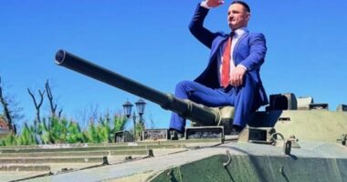 Ish-anëtari i AfD lufton për rusët në Ukrainë, publikon pamje nga fushëbeteja