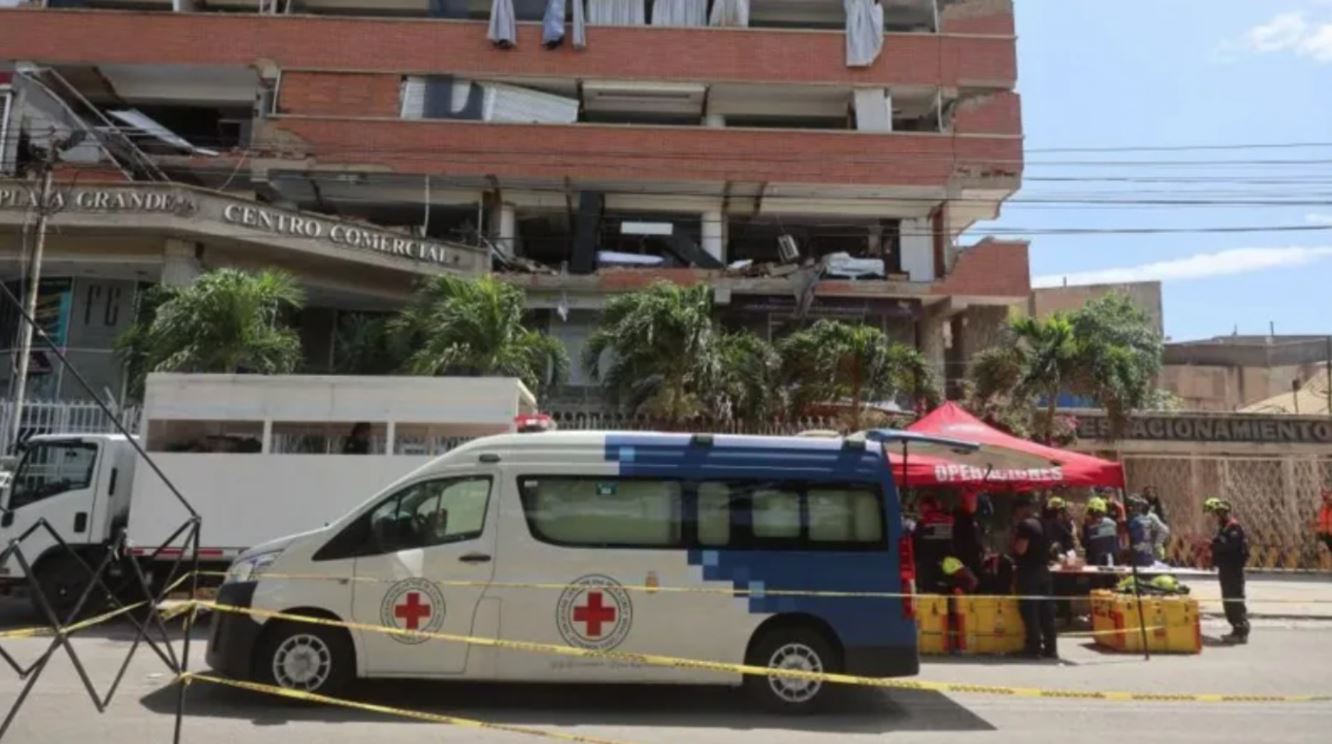 Mrekulli në Venezuelë  një burrë nxirret i gjallë pas tetë ditësh nën 140 tonë rrënoja të tërmetit