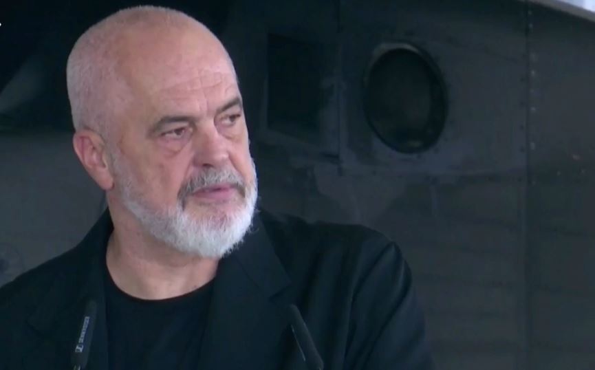 Rreziku i lartë nga zjarret/ Kryeministri Rama: Ky sezon, e gjithë përgatitja jonë. Është rritur kapaciteti i zjarrfikësve
