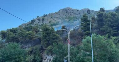 VIDEO/ Vijon beteja me flakët në malin e Shëngjinit, ndërhyrja nga ajri neutralizon vatrat e mbetura