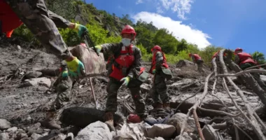 Nepal, lëshohet paralajmërim i ri për përmbytje/ 579 viktima nga katastrofa, mijëra të zhdukur