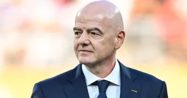 Presidenti i FIFA-s, Gianni Infantino, tërhiqet nga plani i diskutueshëm për investime private