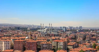 Pakti i mbrojtjes Turqi-Pakistan-Arabia Saudite, Ankaraja: Irani nuk shënjestrohet