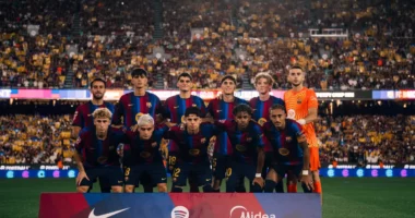 Barça fitore dhe polemikë/ Katalanasit tregojnë dominim të frikshëm në La Ligë