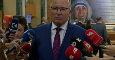 Hamza pas ndërprerjes së seancës: Sjellje e papërgjegjshme e VV