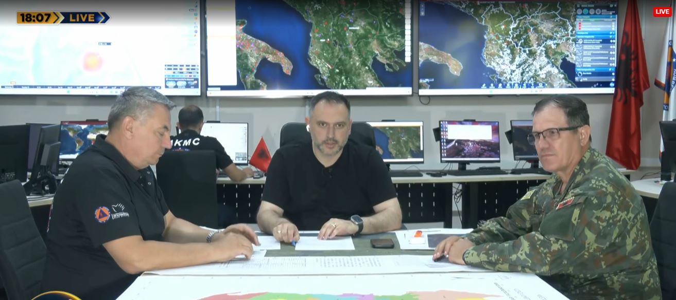 “Situatë e vështirë në Krujë dhe Lurë”, ministri i Mbrojtjes për ABC News: Janë 650 forca të angazhuara në terren