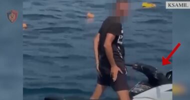 Rrezikoi pushuesit me “Jet Ski” në Ksamil, Policia i bllokon mjetin dhe ndëshkon me gjobë drejtuesin
