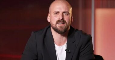Musiala “fut në burg” gazetarin/ Burhan Can Terzi u arrestua për shkak të një lajmi në merkato