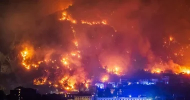 Flakë apokaliptike në Kroaci/ Digjen makina e banesa, dhjetëra të lënduar