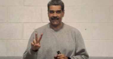 Maduro publikon fotografi nga paraburgimi në New York: Të palëkundur dhe plot shpresë