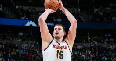 Kontrata rekord e Jokiç/ Basketbollisti serb “nënshkruan” historinë në NBA