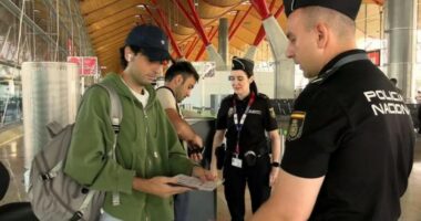 Spanja vendos kontrolle kufitare ndaj Italisë, përshkallëzohet përplasja për fluksin e migrantëve në Ceuta