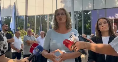 “Durimit po i vjen fundi”, Haxhiu kritikon Kurtin për bllokimin e institucioneve