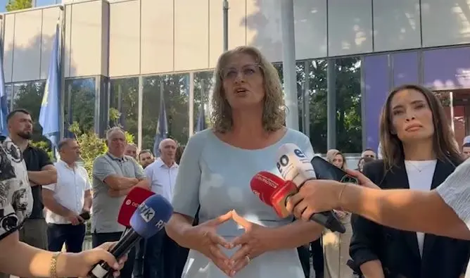“Durimit po i vjen fundi”, Haxhiu kritikon Kurtin për bllokimin e institucioneve
