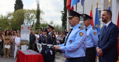 Policisë së Shtetit i shtohen 389 të rinj, Hita: Shërbejuni qytetarëve me përulësi, arroganca është fundi i rrugëtimit tuaj!