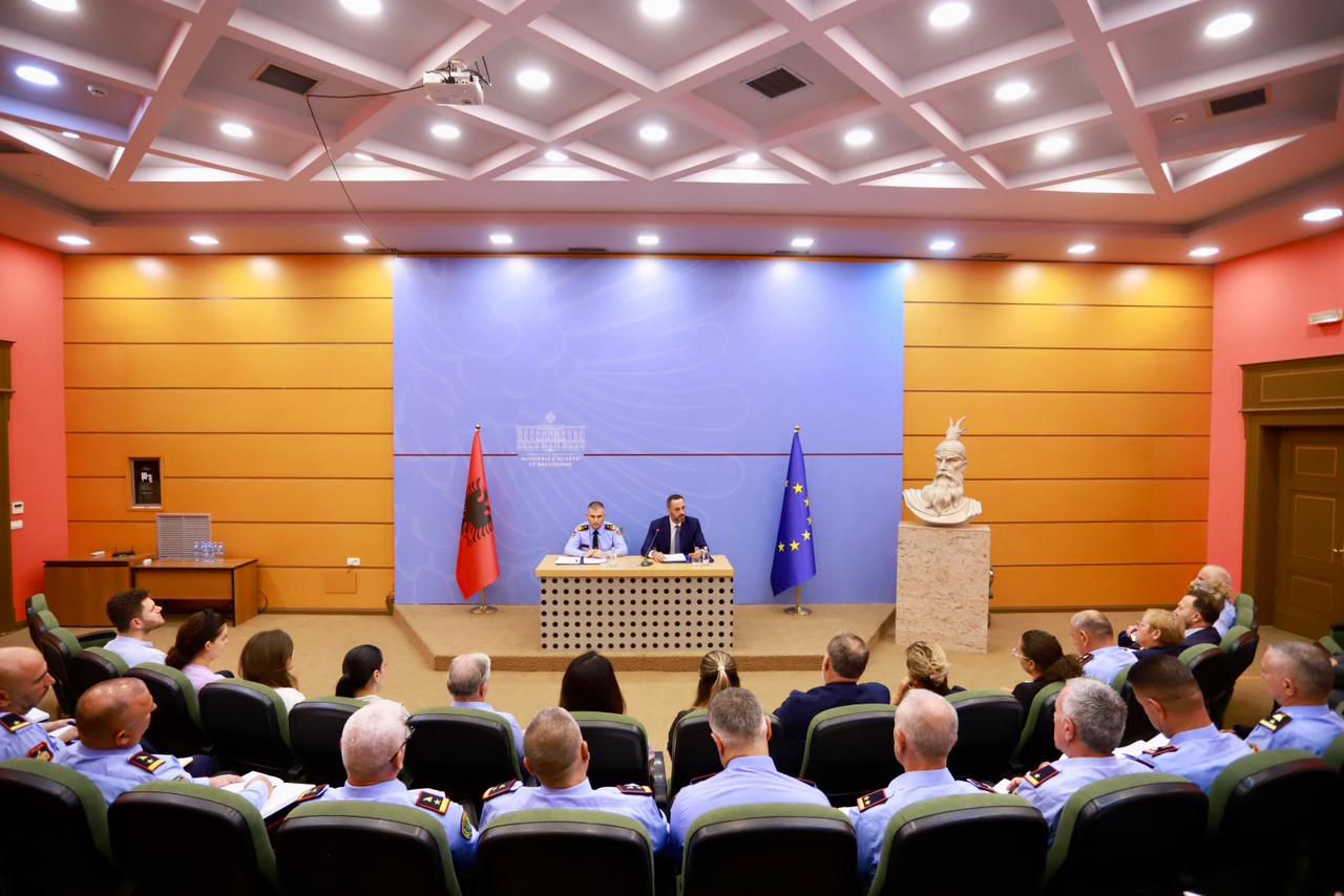 Lamallari takim me drejtuesit e Policisë së Shtetit: Etika, minimumi që presin dhe meritojnë qytetarët