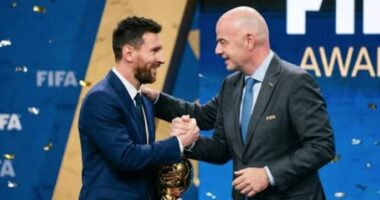 Argjentina i “kthen nderin” Infantino / Federata amerikano jugore mbështet presidentin e FIFA